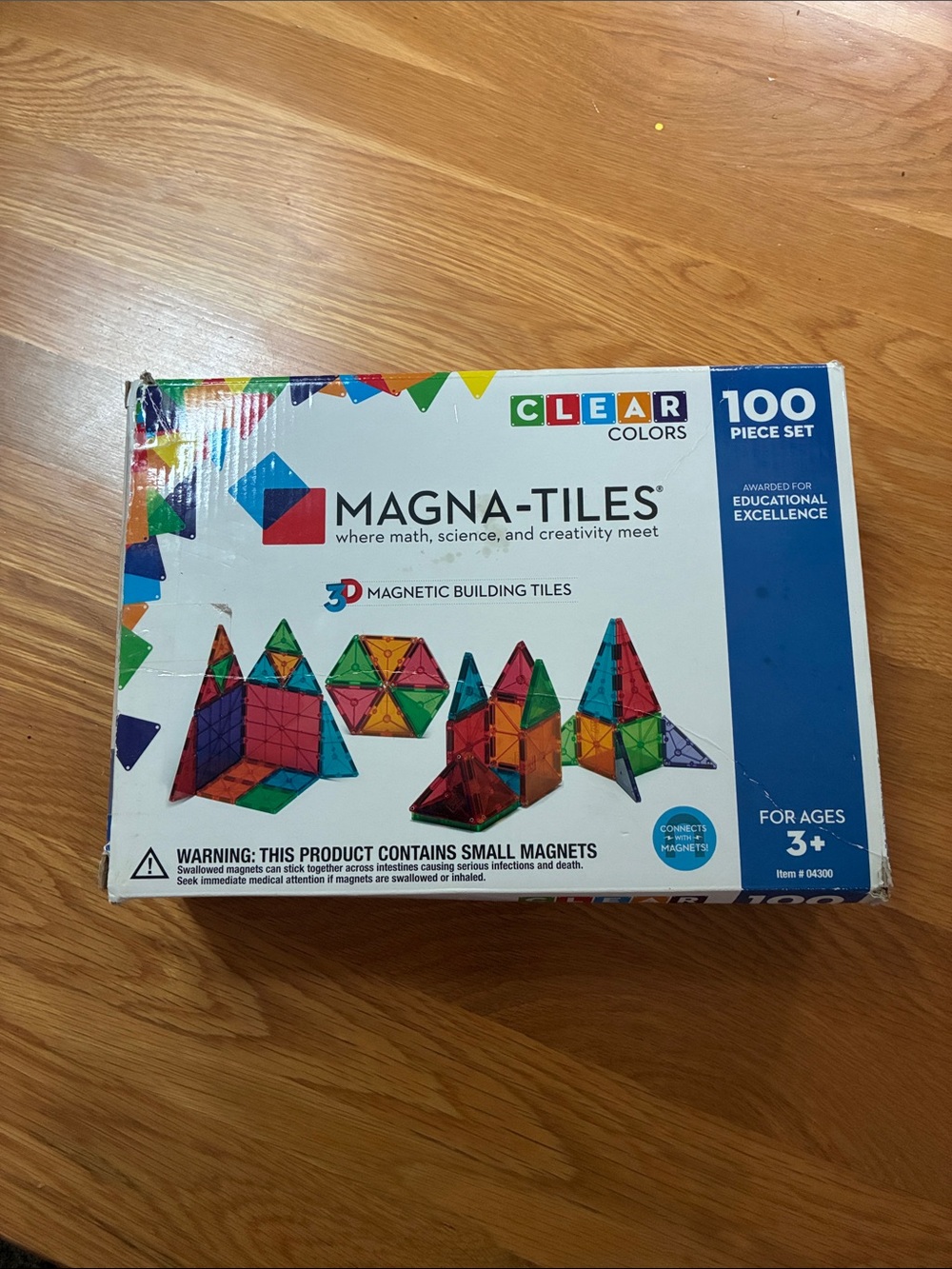 MAGNA-TILES 100 piece set (99 pieces) 
Great condition in box
